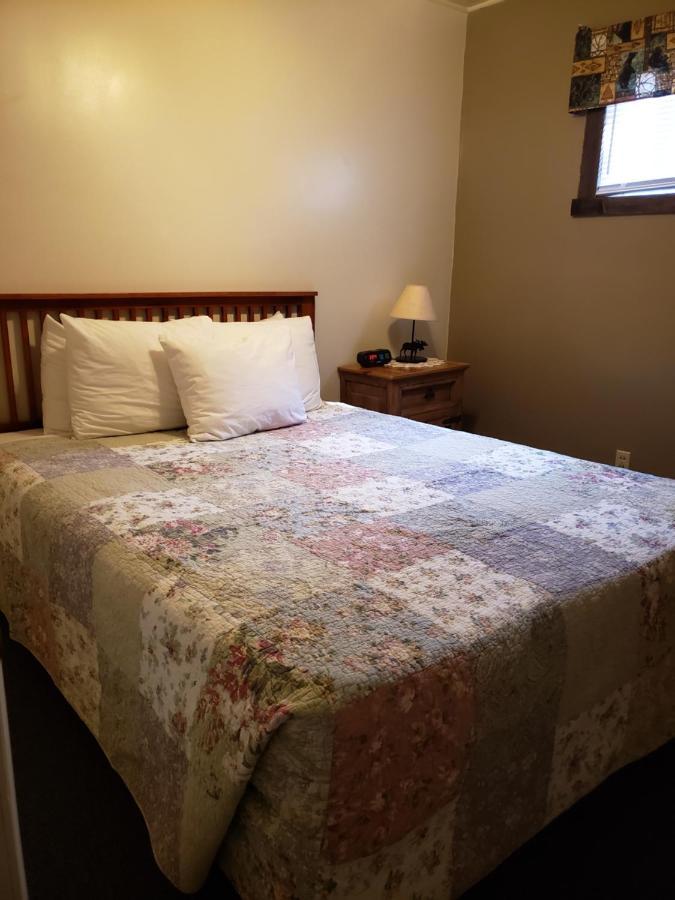 Flaming Gorge Resort Dutch John Экстерьер фото